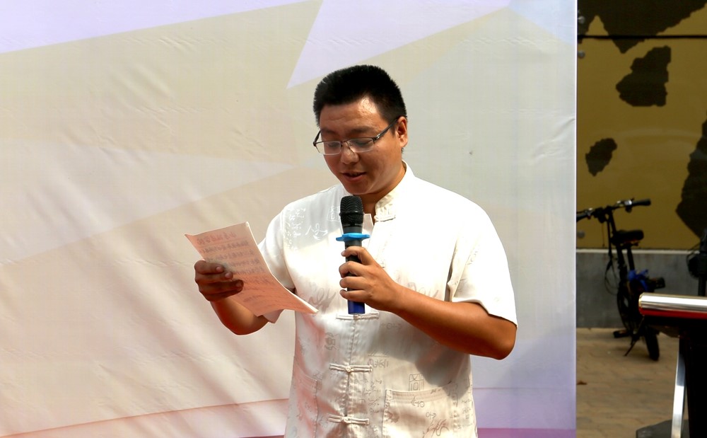 “紅色記憶”剪紙展亮相星工坊·中國工業(yè)藝術(shù)館 “紅色記憶”剪紙展亮相星工坊·中國工業(yè)藝術(shù)館