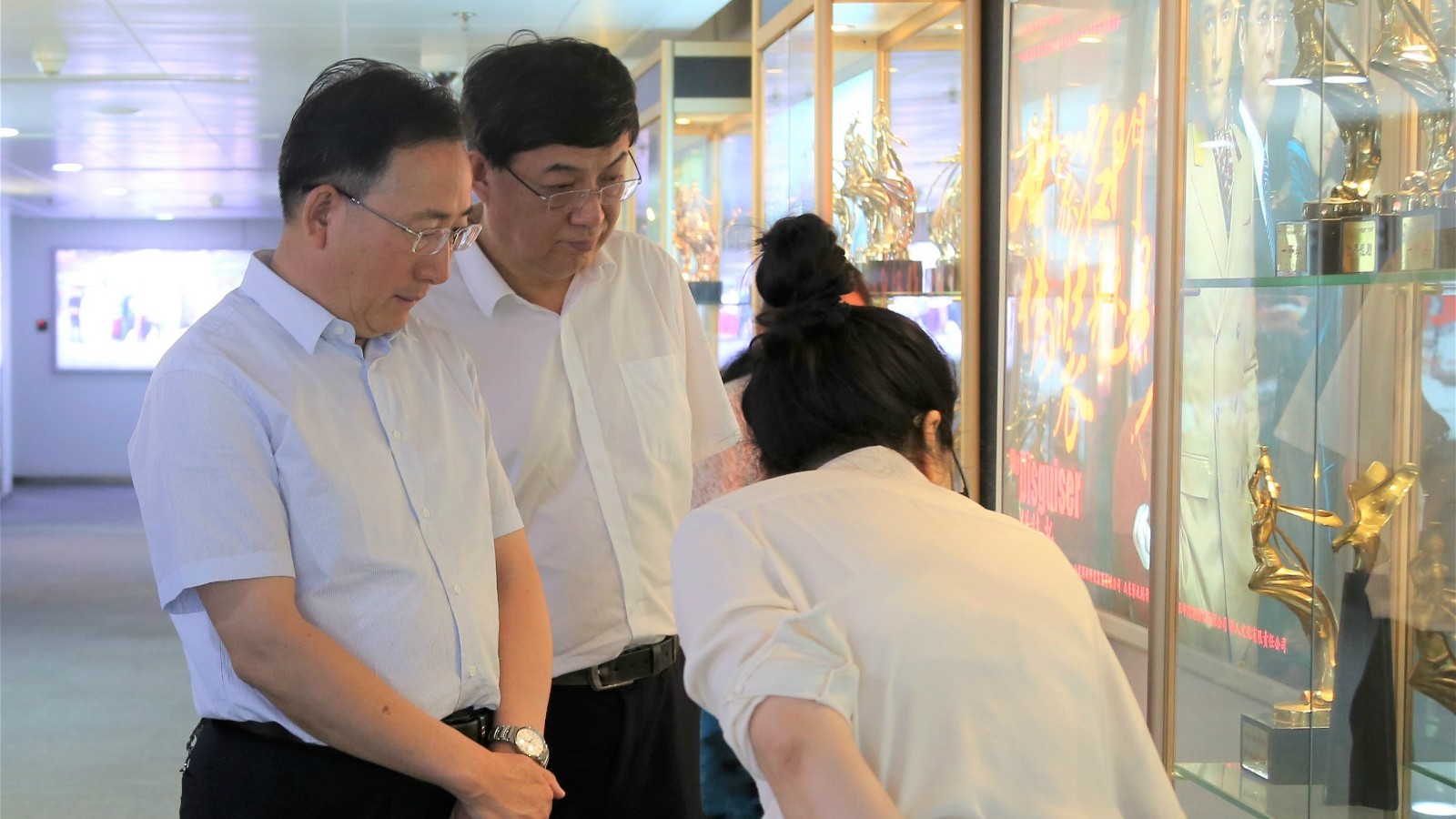 省委宣傳部副部長、省電影局局長程守田到山東影視傳媒集團(tuán)調(diào)研