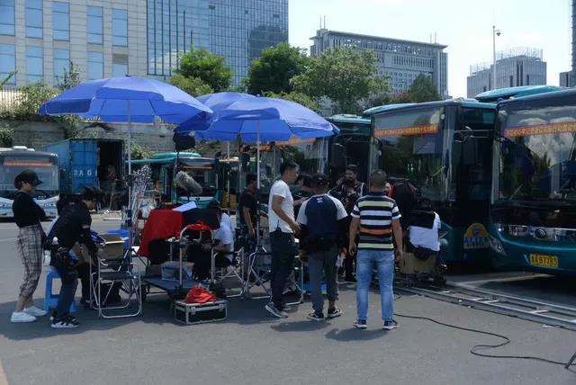 電影故事片《一路同行》順利殺青！